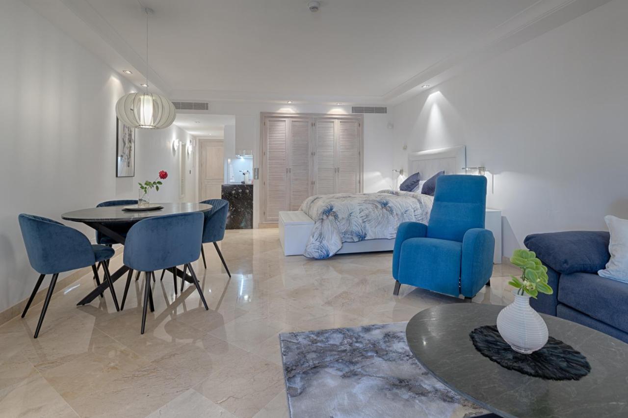Studio Private Wing Estepona Hotel 5*