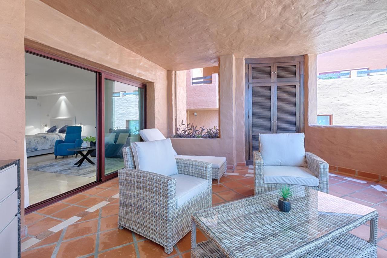 Studio Private Wing Estepona 5*