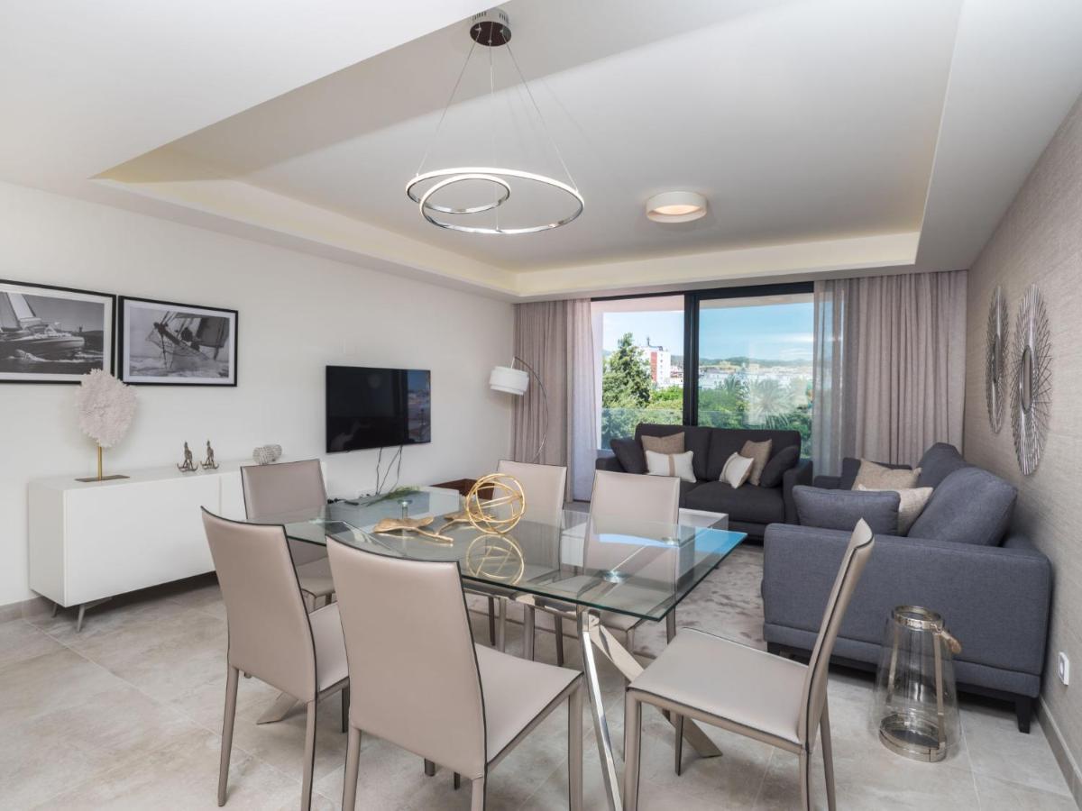Roof View 3 By Interhome *