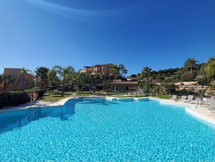 Apartment Luxury In Benahavis With Amazing Views Estepona