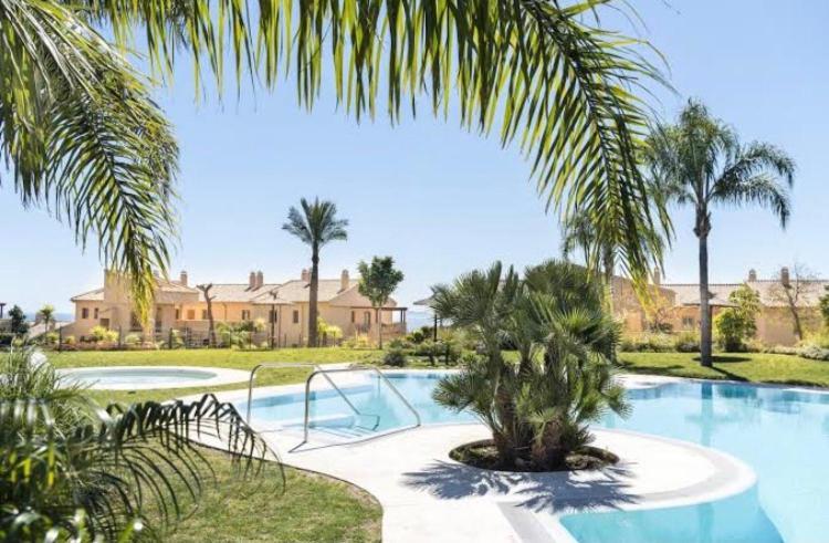 Apartment Luxury In Benahavis With Amazing Views Estepona