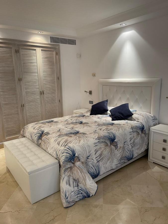 Studio Private Wing Estepona Estepona