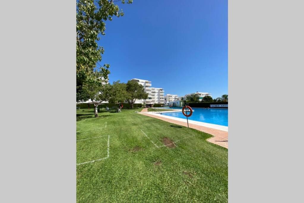 Appartement Apartamento En Urbanizacion Parque Antena, Estepona, Totalmente Renovado