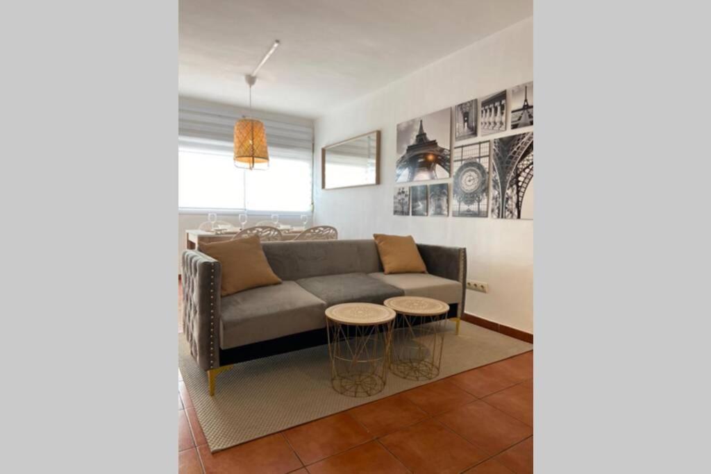 Apartamento En Urbanizacion Parque Antena, Estepona, Totalmente Renovado Appartement *