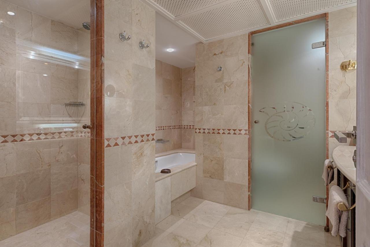 Studio Private Wing Estepona Estepona