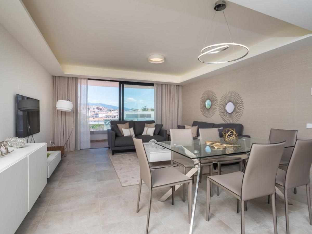 Roof View 3 By Interhome
