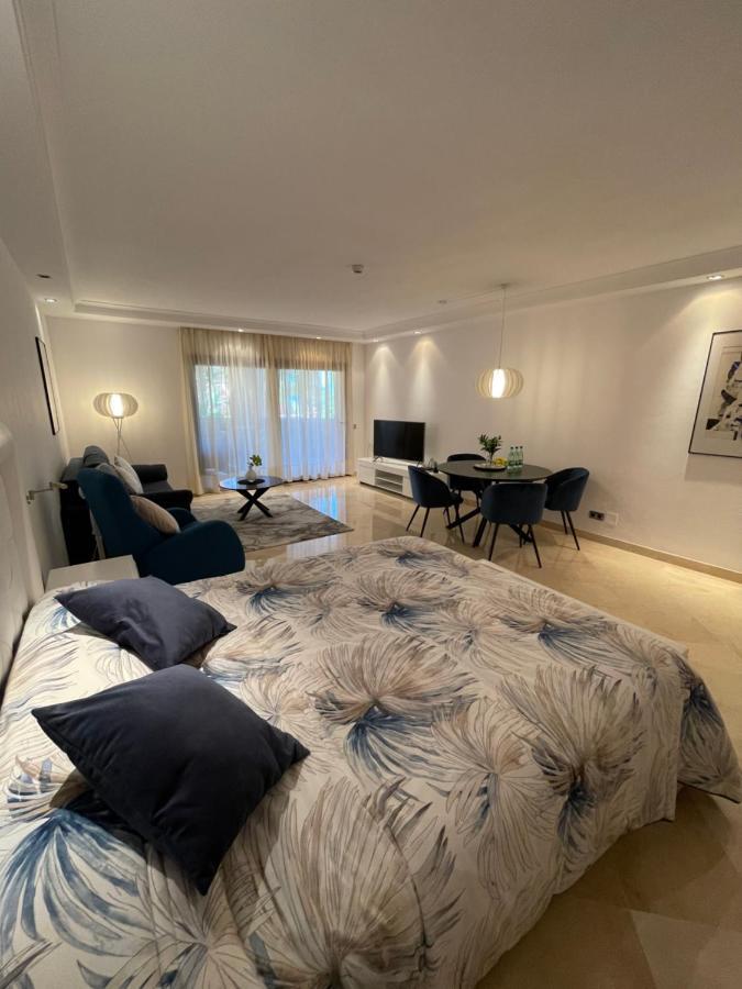 Hotel Studio Private Wing Estepona