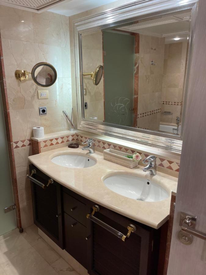 Studio Private Wing Estepona 5* Estepona