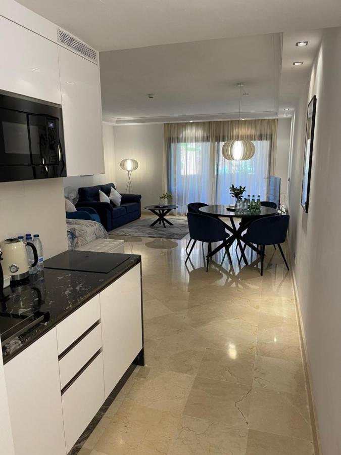 Studio Private Wing Estepona Hotel Estepona
