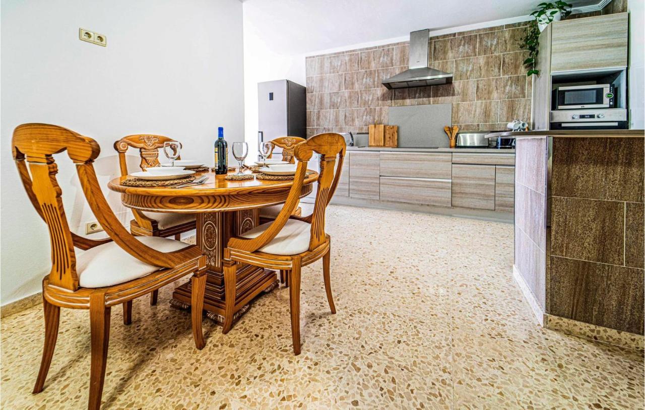 3 Bedroom Gorgeous In *