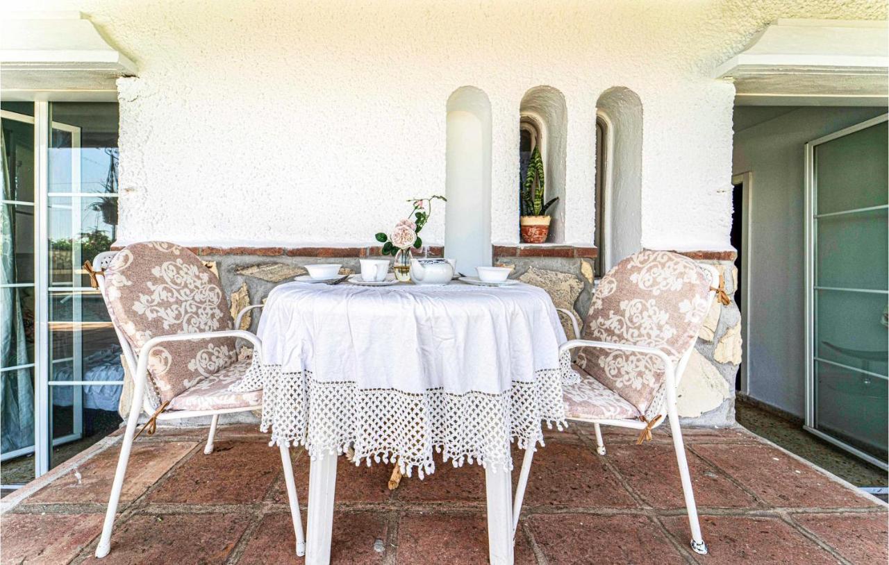 Casa de férias 3 Bedroom Gorgeous In Estepona