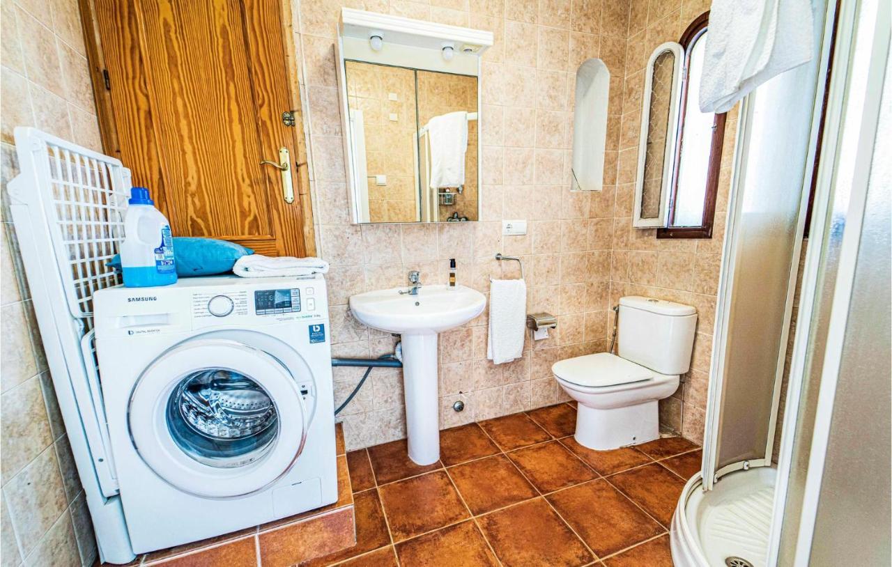 Casa de férias 3 Bedroom Gorgeous In Estepona