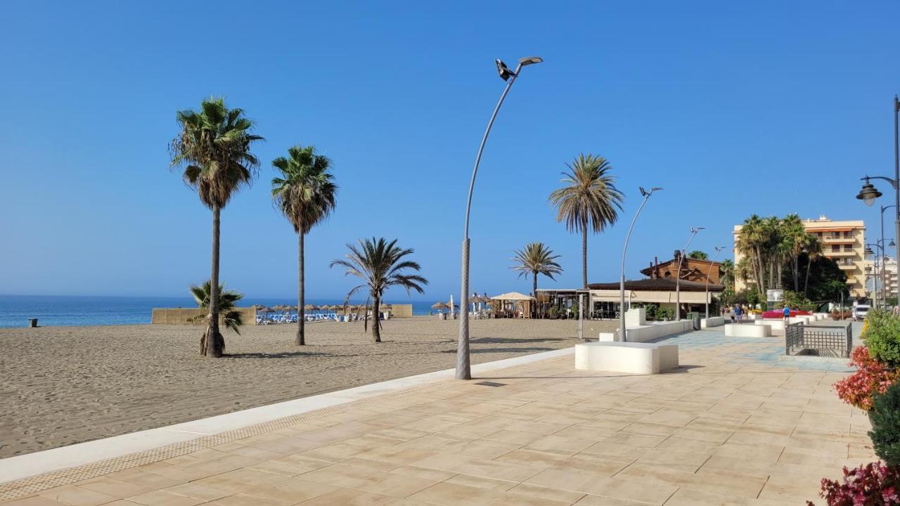 Free Parking, 40 Meters From The Beach, Wi-fi, Ac *