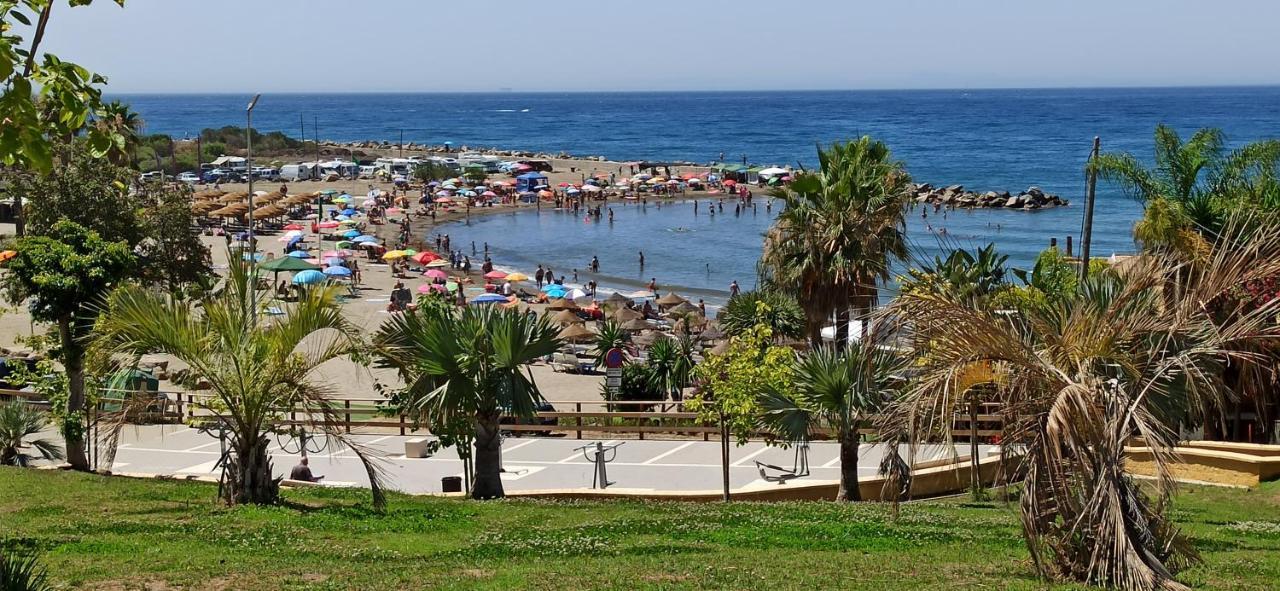Junto A La Playa Del Cristo Cerca Del Puerto Appartement Estepona