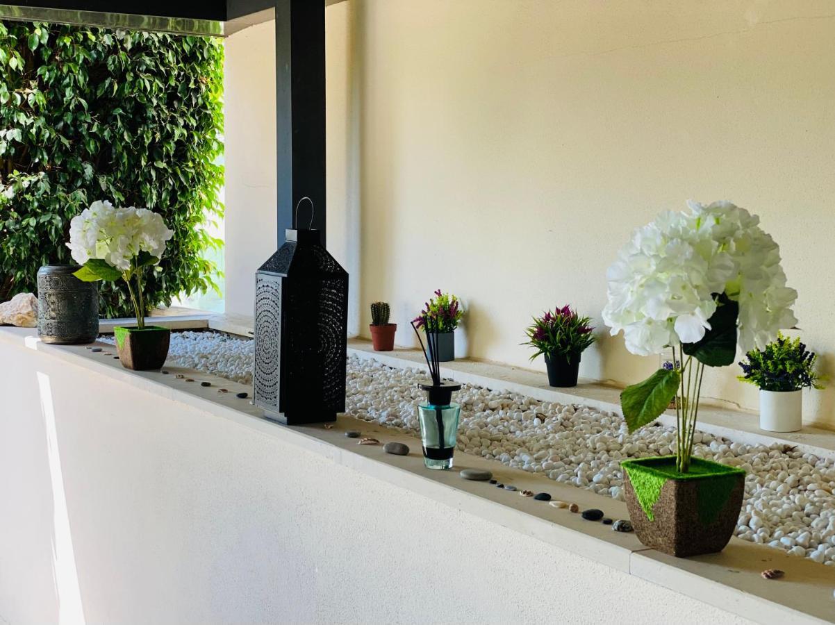 Amazing Two Bedroom In Flamingos, Marbella Apartment