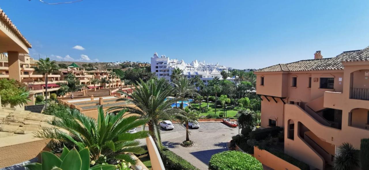 Riviera Andaluza 3 *