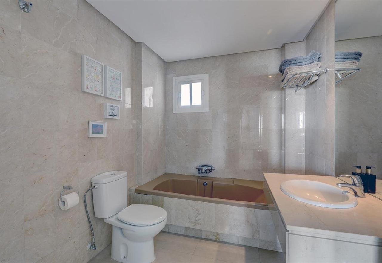 Boulevard 304 Apartment *
