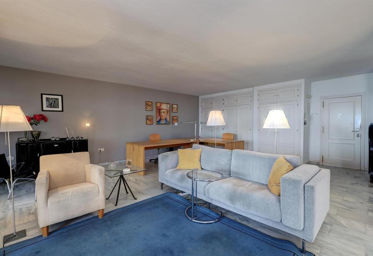 Boulevard 304 Apartment