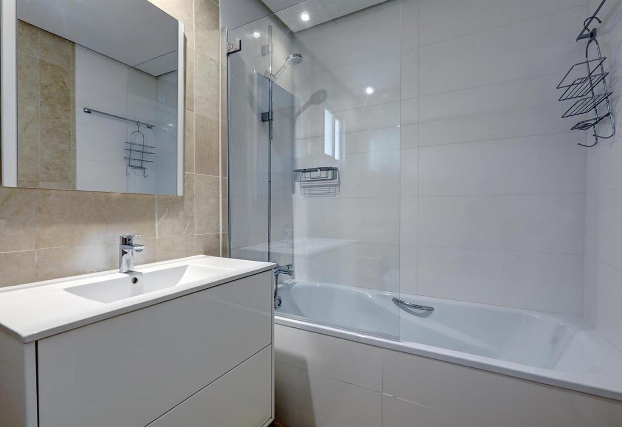 Boulevard 302 Apartment *