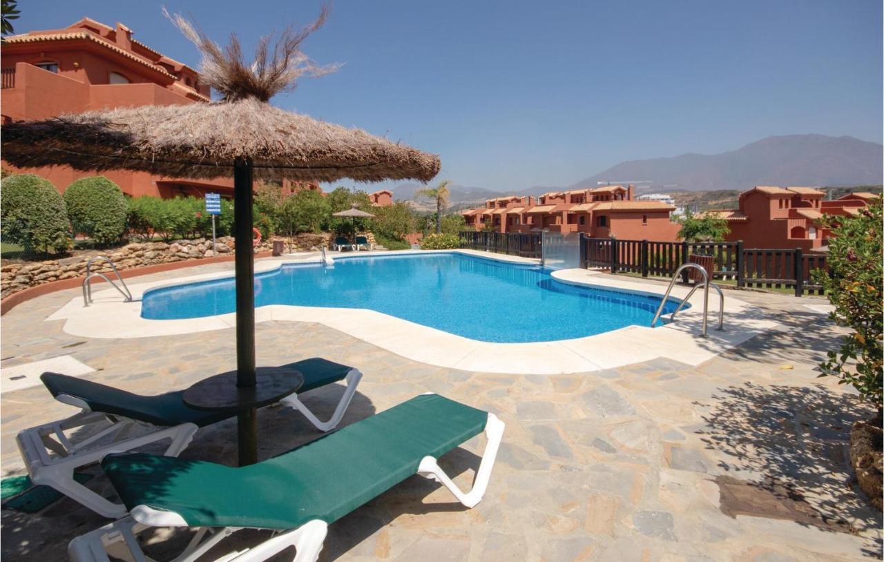 Beautiful Apartment In Estepona With 3 Bedrooms, Outdoor Swimming Pool And Swimming Pool * Estepona
