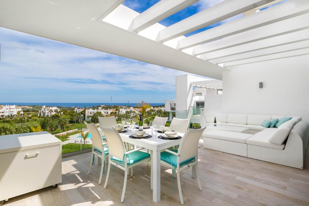 Al-1514 - 3 Bedrooms Estepona