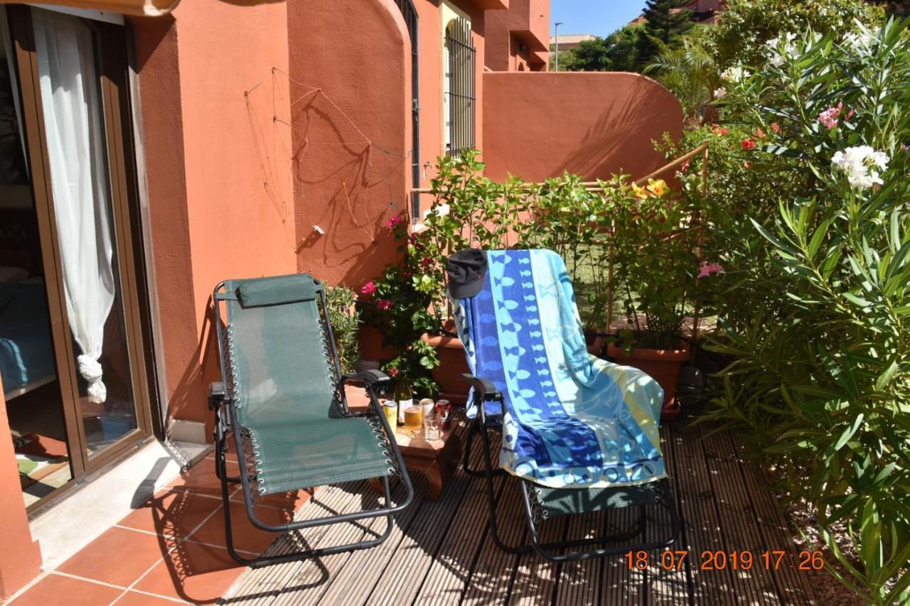 Luxury 2-bedrooms & Bathrooms * Estepona