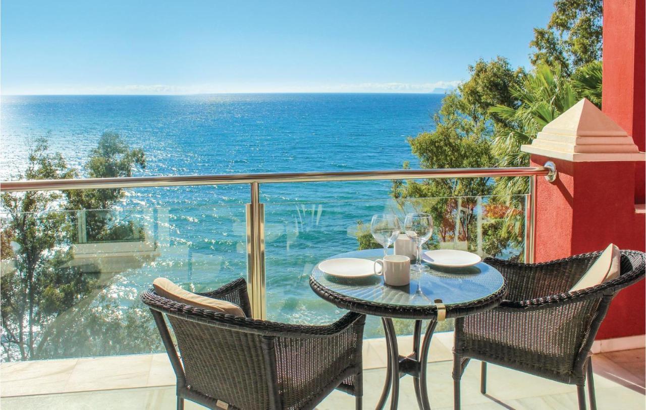 2 Bedroom Cozy Apartment In Estepona Apartment *
