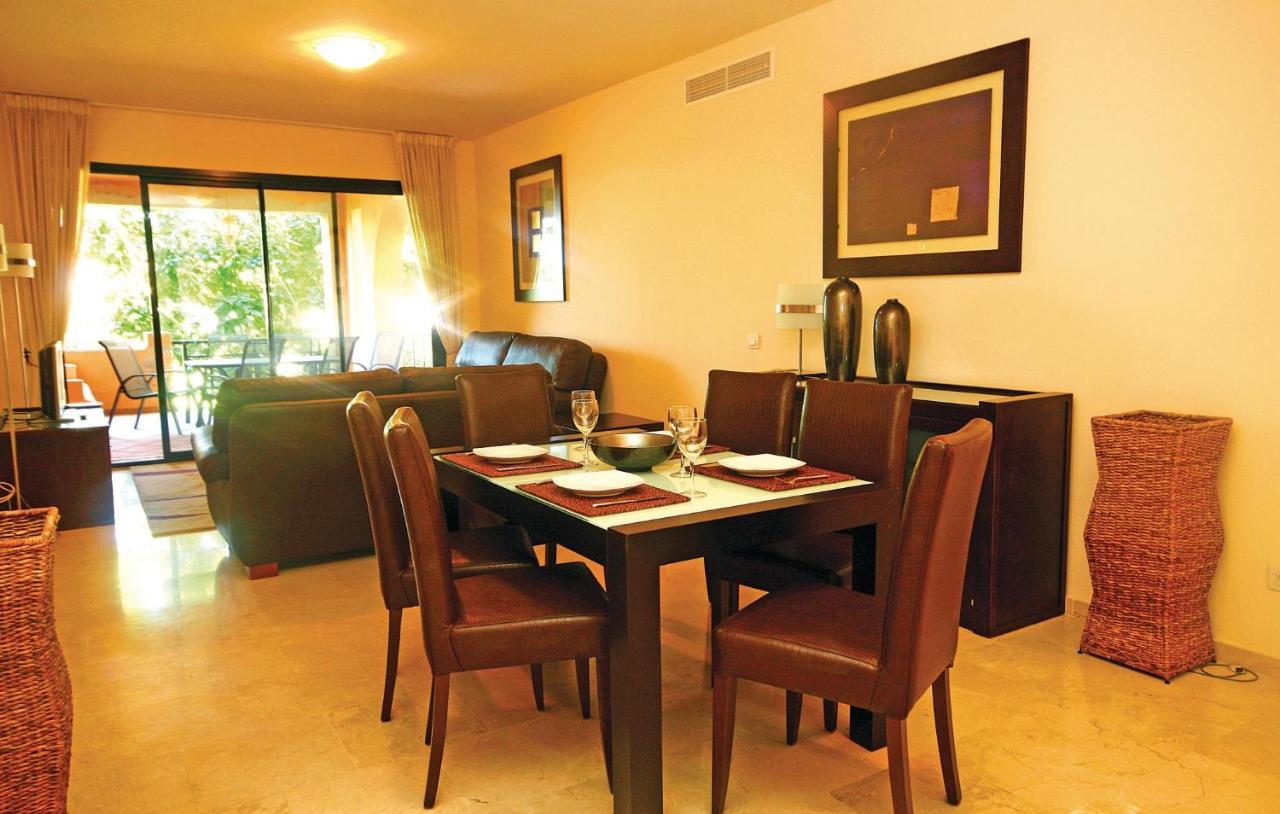 Apartment Beautiful Apartment In Estepona With 3 Bedrooms, Outdoor Swimming Pool And Swimming Pool Estepona