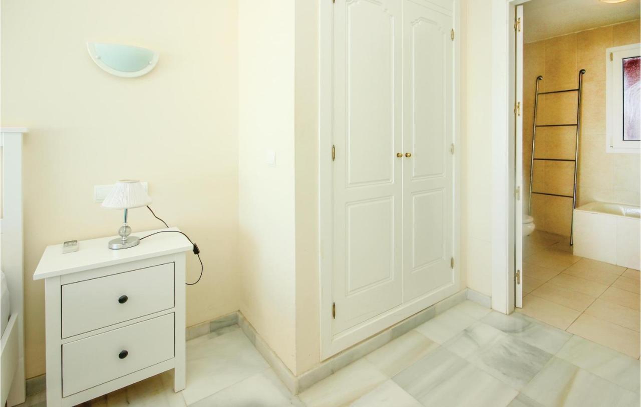 2 Bedroom Cozy Apartment In Estepona Apartment Estepona