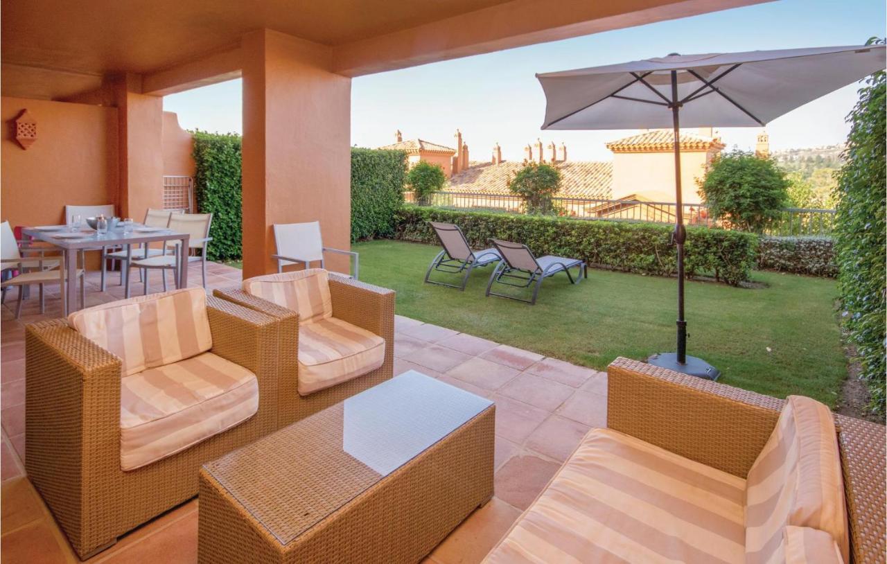 Nice Apartment In Benahavs With 2 Bedrooms, Wifi And Swimming Pool *