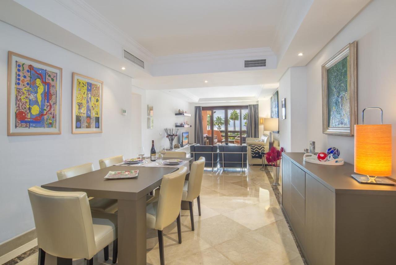 High Standard Front Apartment