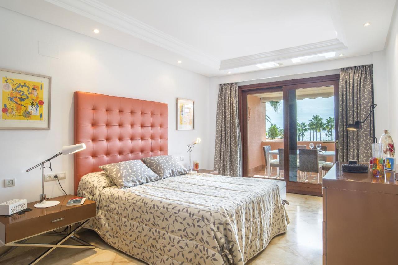 High Standard Front Apartment *