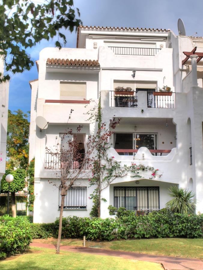 Sun Apartment *