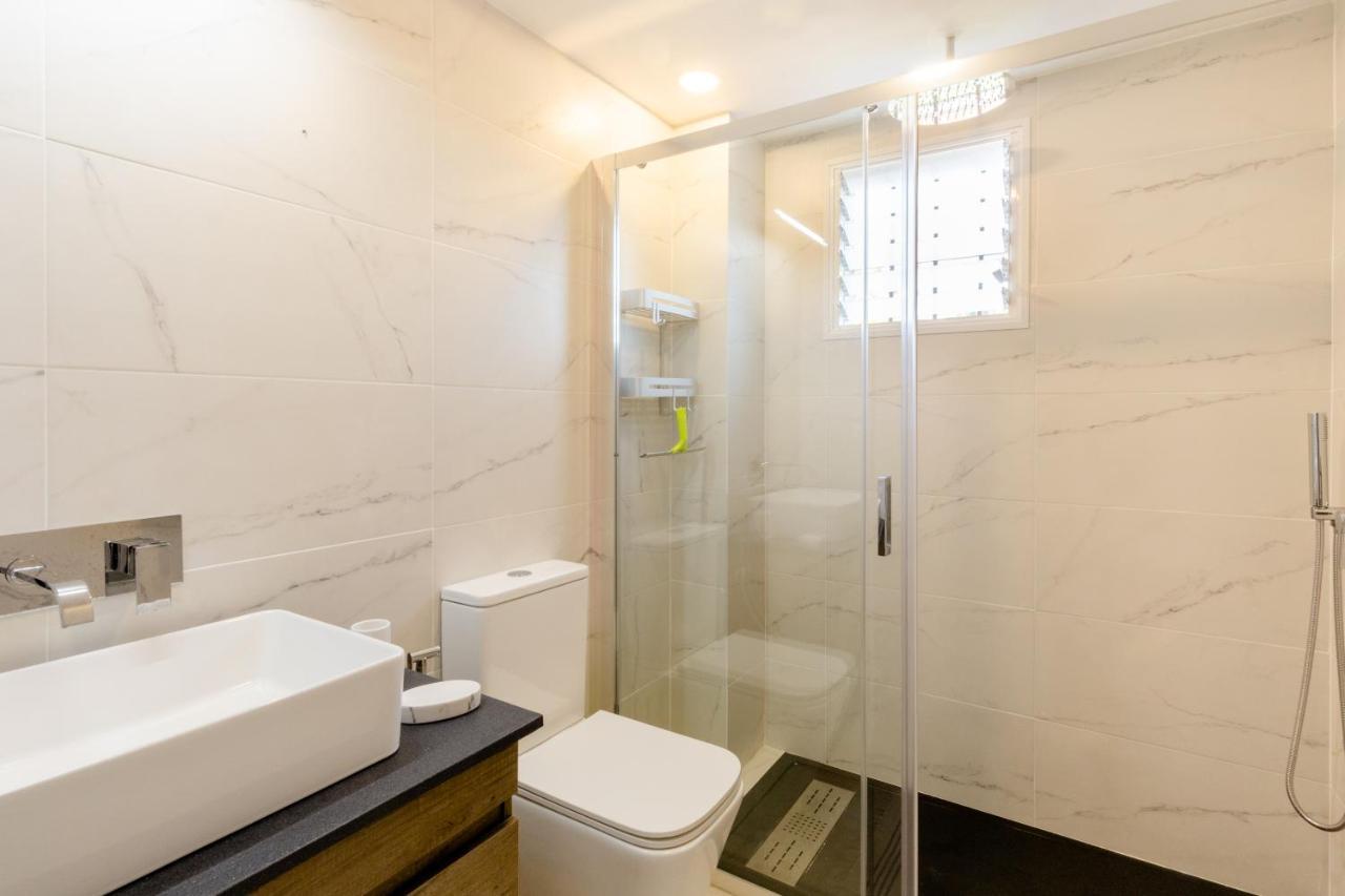 Confortable Urbanizacion El Paraiso Apartment *