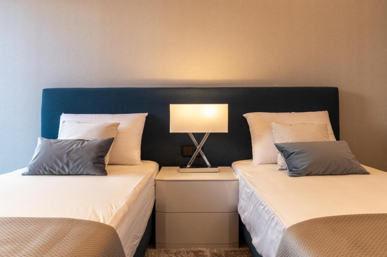 The Island, Estepona, Casa 6 Luxury Beachfront Holiday home Estepona
