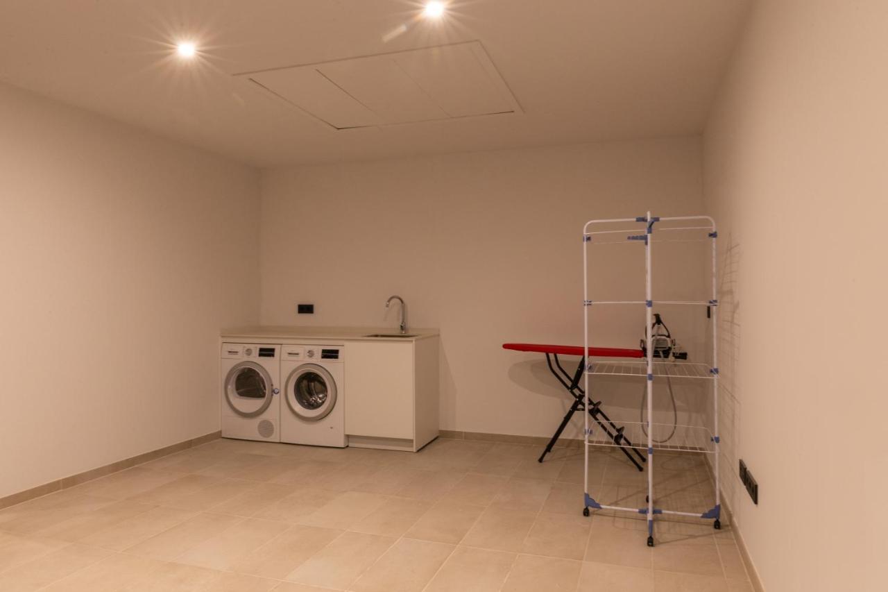 The Island, Estepona, Casa 6 Luxury Beachfront Holiday home *