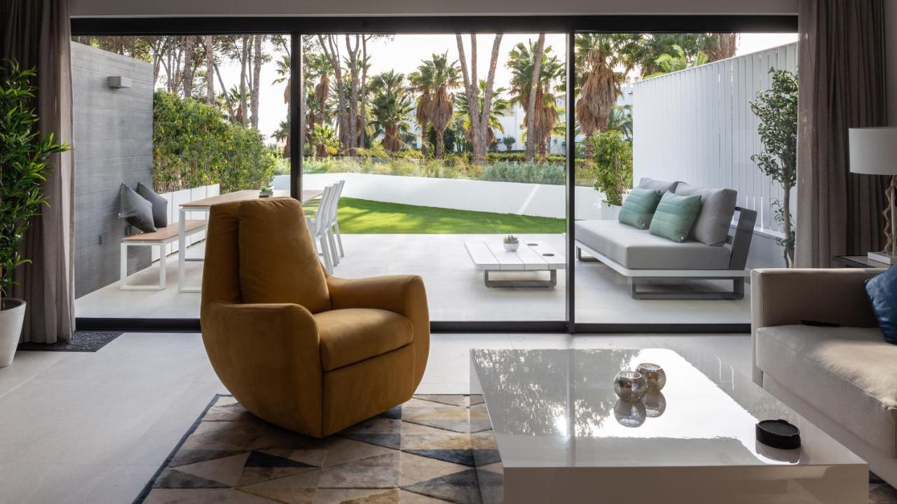 The Island, Estepona, Casa 6 Luxury Beachfront Holiday home Estepona