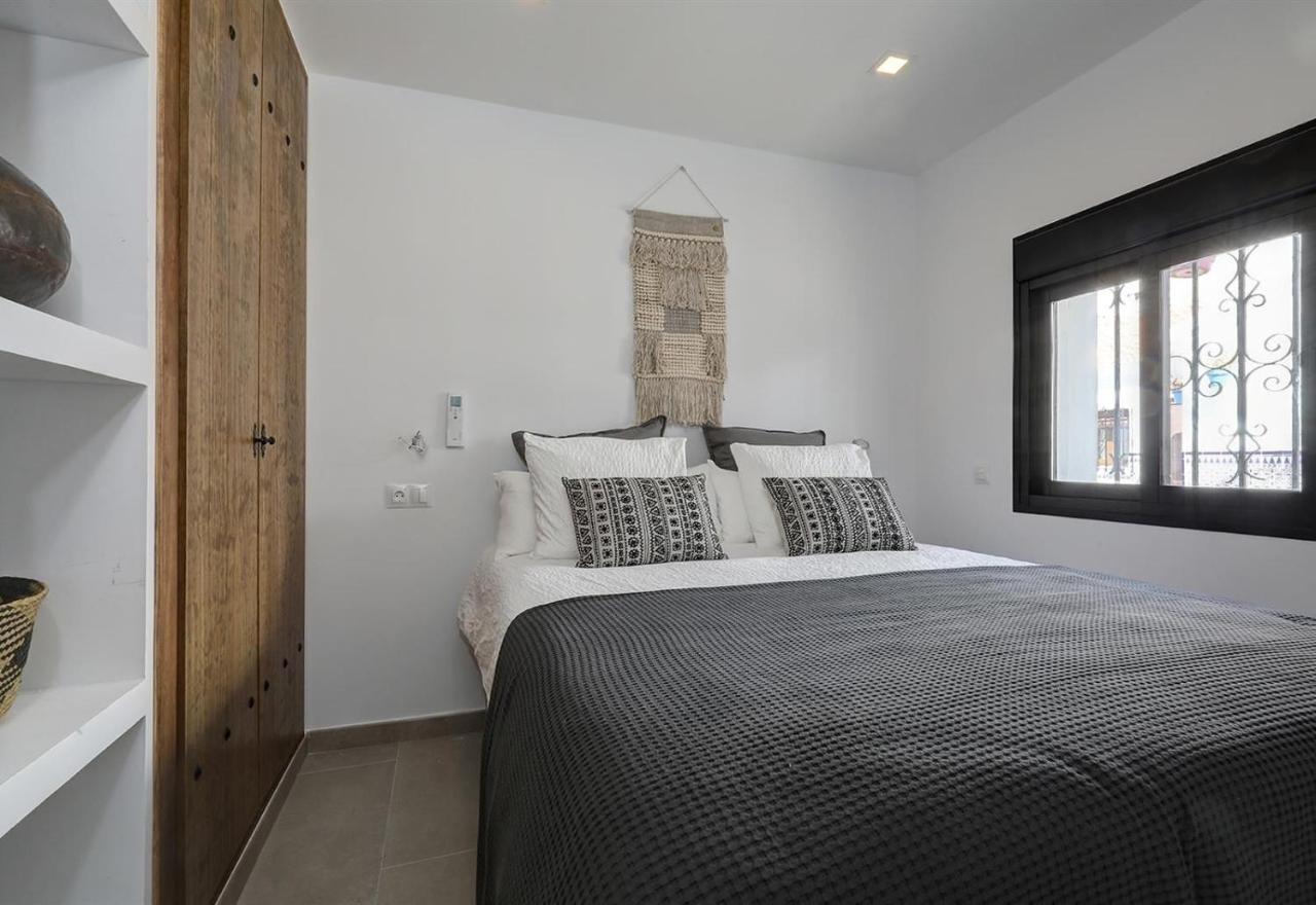 Casa de férias Renovated Townhouse San Roque 91