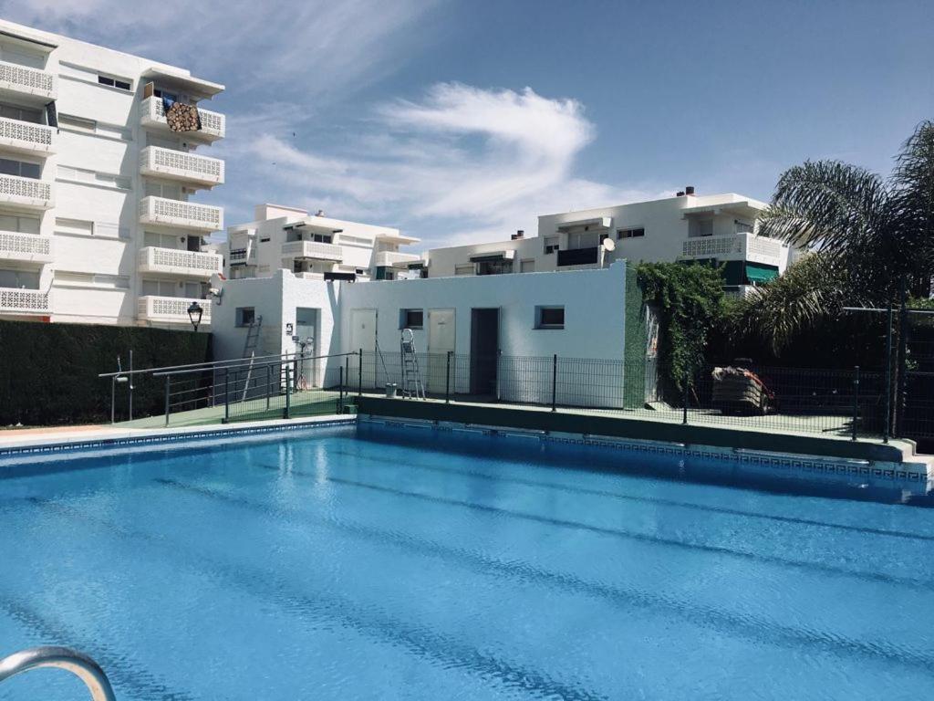 New Golden Mile Apartment