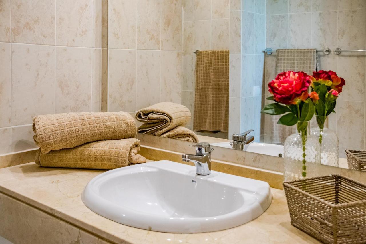 Gh-modern 2 Bed With Pool In Apartment
