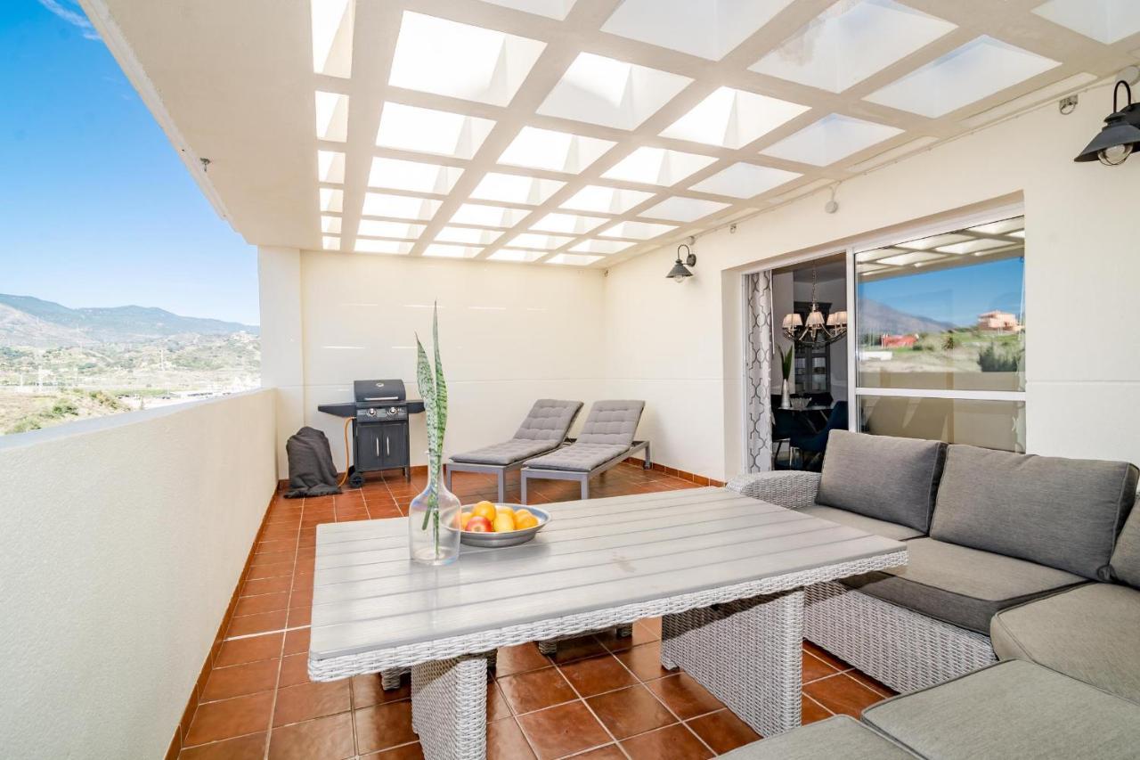 Pdm - Elegant With Breathtaking Sea View Apartment *
