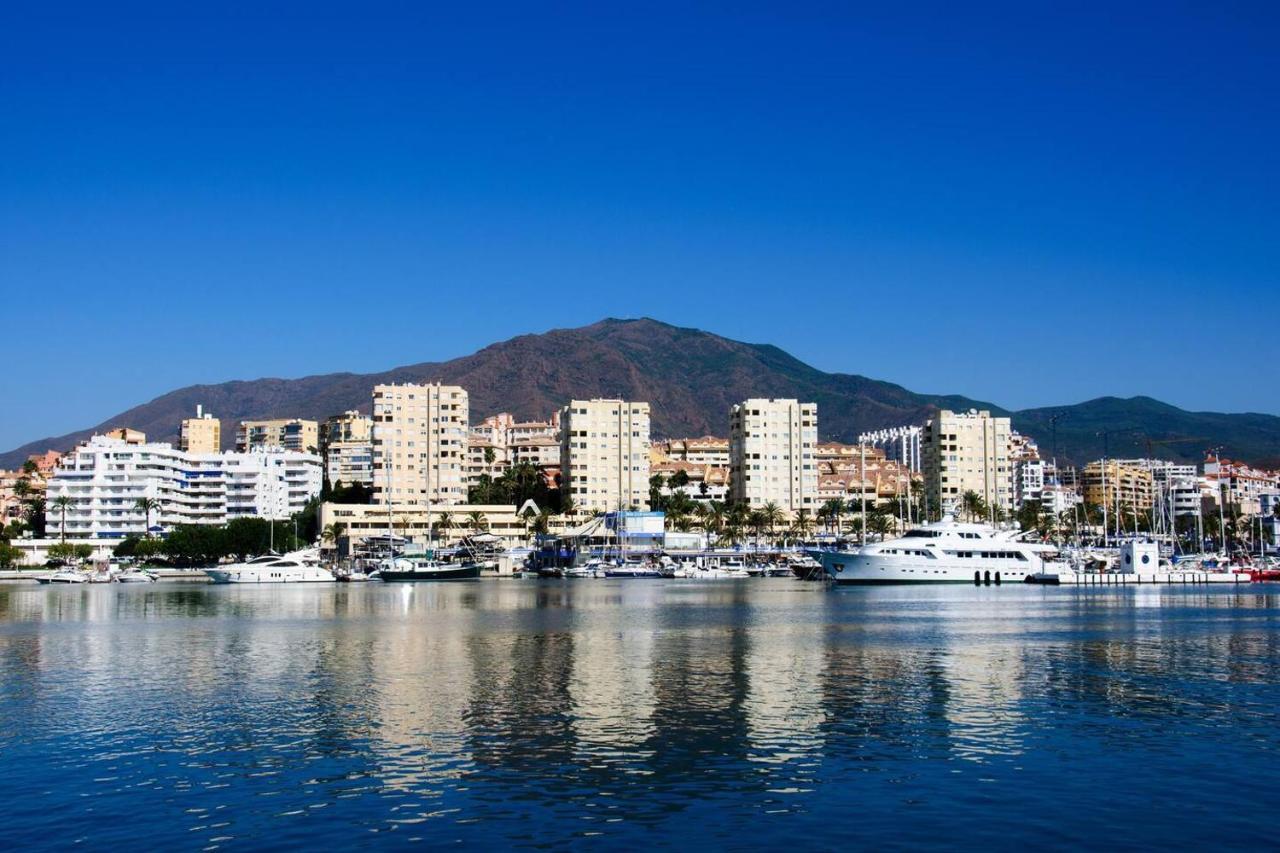 Big 2-bed In Sea View At Port Apartamento Estepona