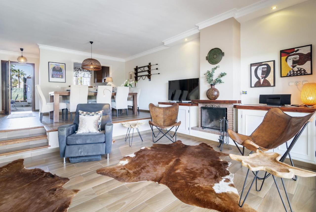 Mb-spacious Townhouse With Private Pool Holiday home Estepona