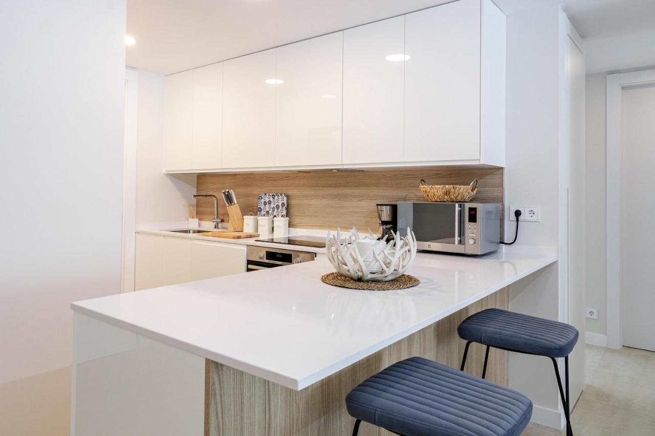 Apartment Vg- 2 Bedroom In Luxury Development *