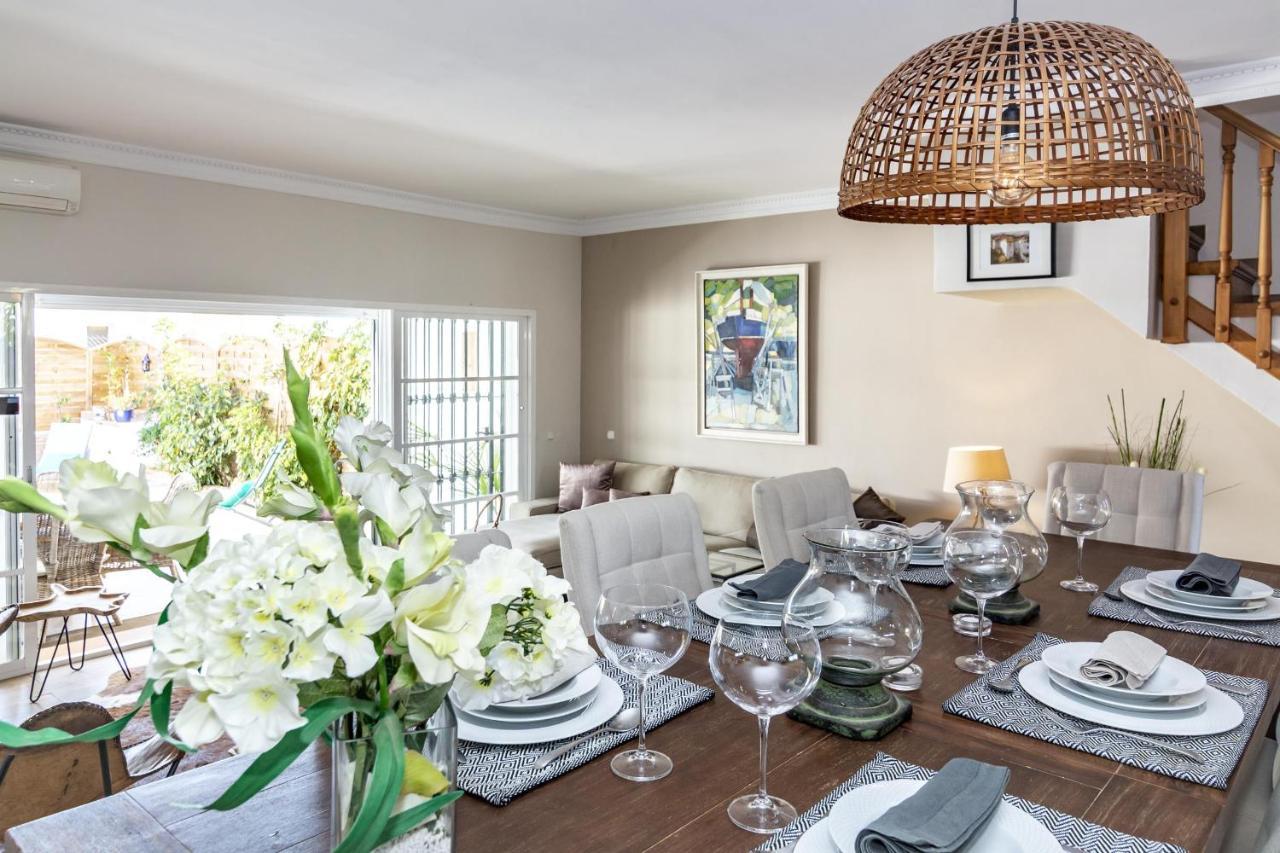 Mb-spacious Townhouse With Private Pool