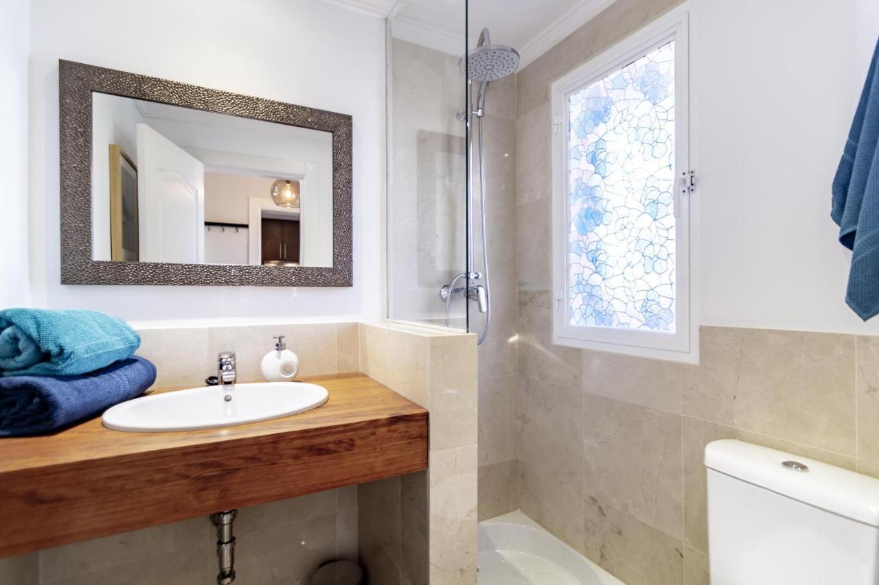 Mb-spacious Townhouse With Private Pool Holiday home