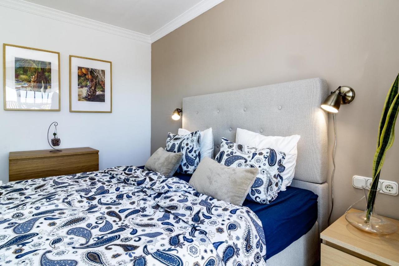 Mb-spacious Townhouse With Private Pool Holiday home