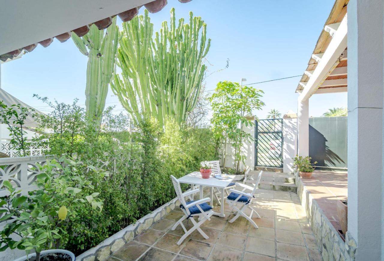 Mb-spacious Townhouse With Private Pool Estepona