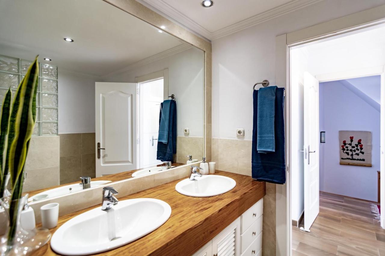 Mb-spacious Townhouse With Private Pool *