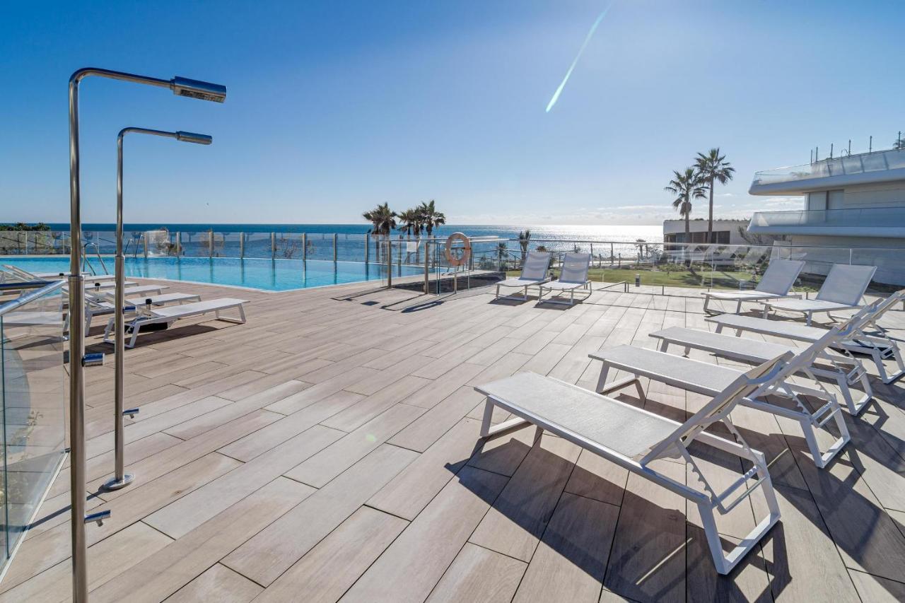 Te- Luxury Resort, Front Line Beach, Families Only Estepona